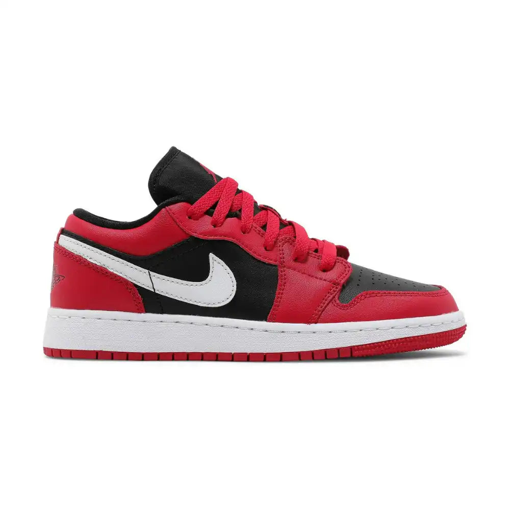 Air Jordan 1 Low Black Very Berry