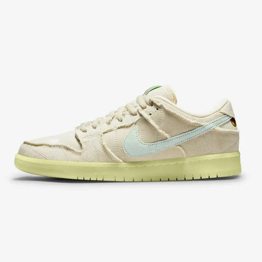 SB Dunk Low Mummy