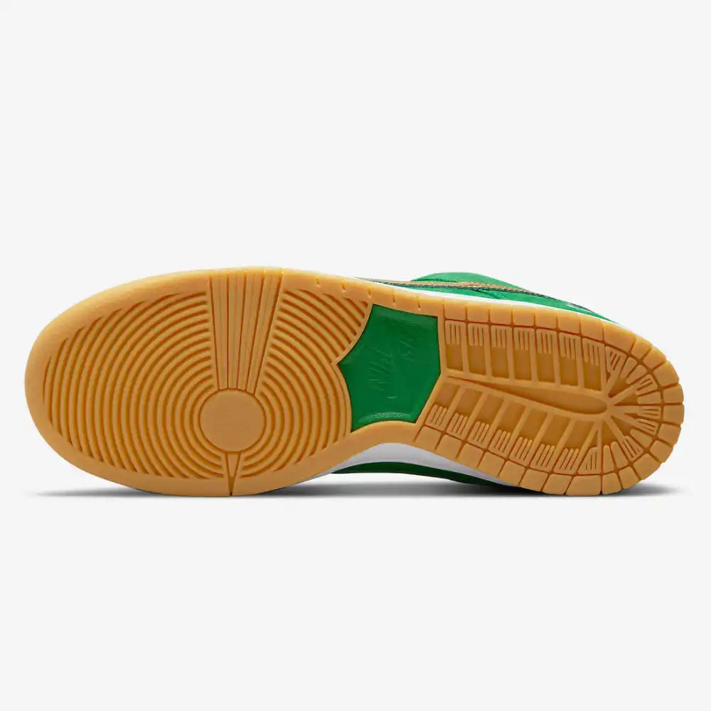 SB Dunk Low Pro St. Patrick's Day